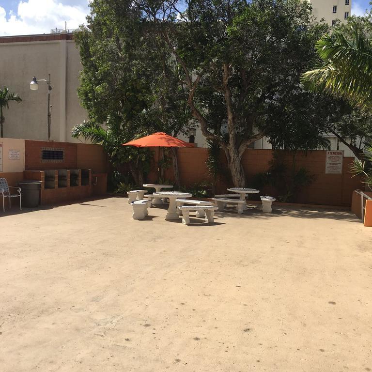 Apartament Saint Tropez San Juan Zewnętrze zdjęcie